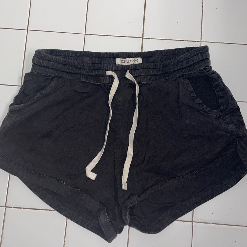Billabong shorts